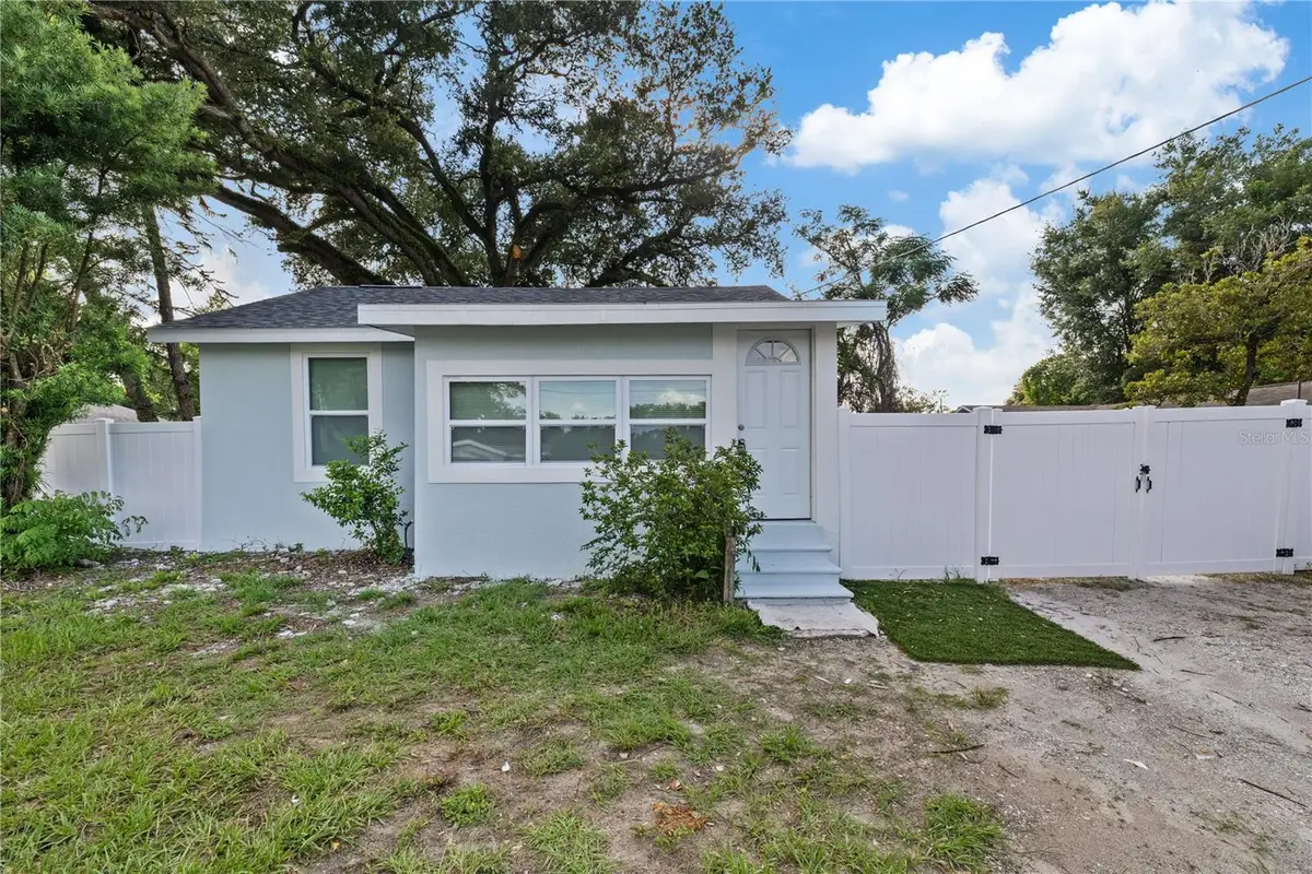 8714 N Blvd, Tampa, FL 33604 - #1