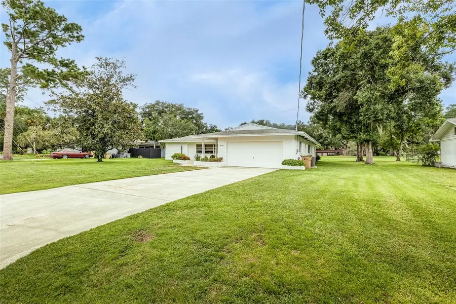 936 N Riverhills Drive, Tampa, FL 33617 - #2