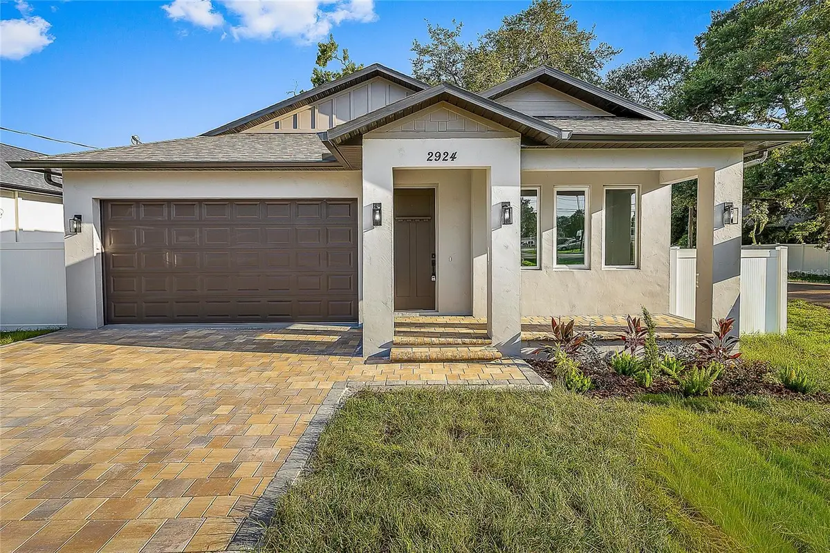 2922 W Giddens Avenue, Tampa, FL 33614 - #1