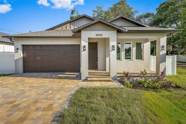 2922 W Giddens Avenue, TAMPA, FL 33614