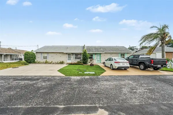 1413 Thousand Roses Drive S, LAKE WALES, FL 33853