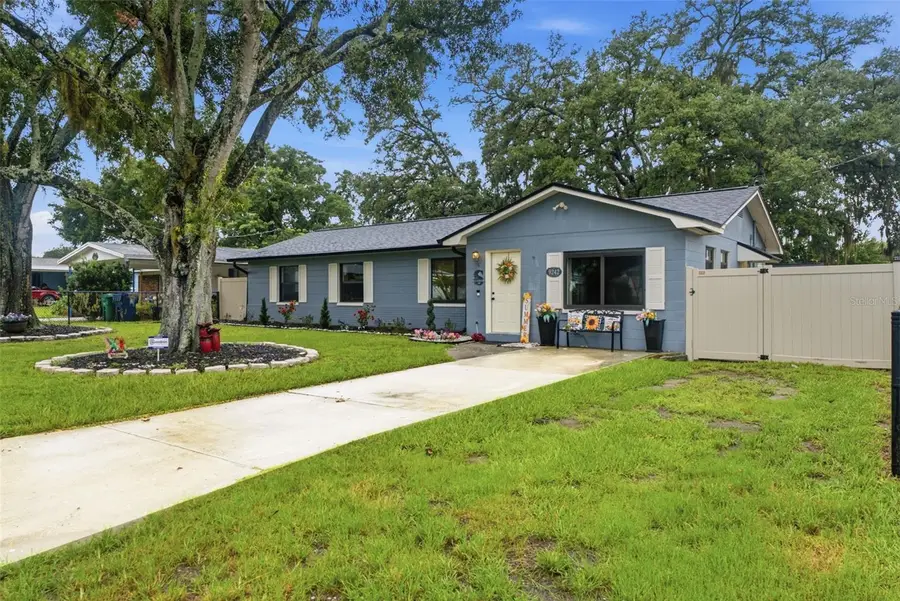 9242 N 52nd Street, Tampa, FL 33617 - #2