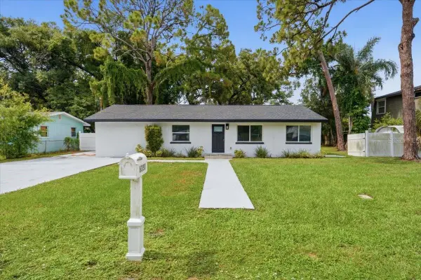 6350 60th Avenue N, ST PETERSBURG, FL 33709