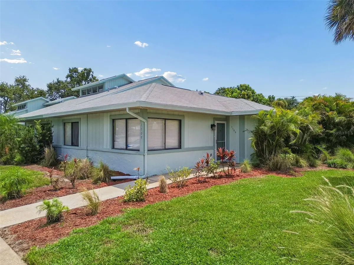 1109 Somerset Circle S, Dunedin, FL 34698 - #1