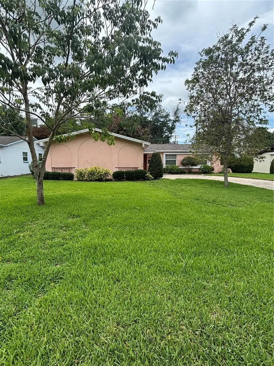 2709 E 122nd Avenue, Tampa, FL 33612 - #1
