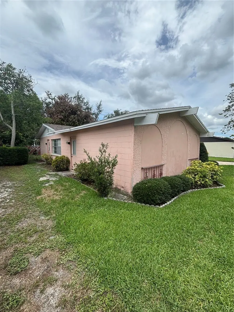 2709 E 122nd Avenue, Tampa, FL 33612 - #3