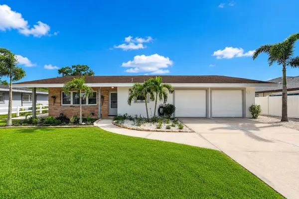 2711 27th Avenue Drive W, BRADENTON, FL 34205