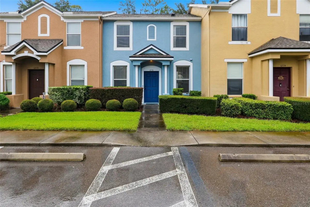 1236 Blenheim Court, Wesley Chapel, FL 33543 - #1