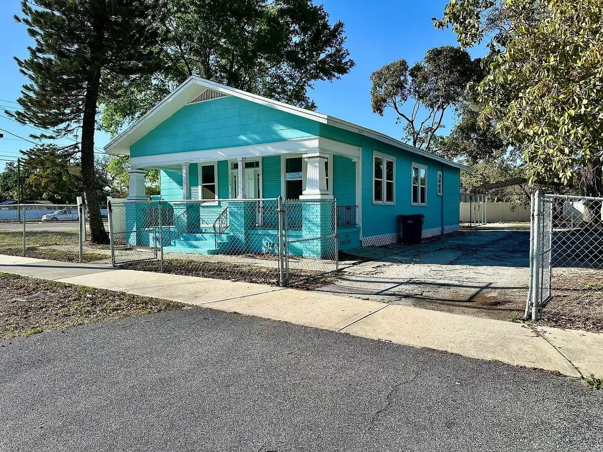 1504 E 33rd Avenue, Tampa, FL 33610 - #1