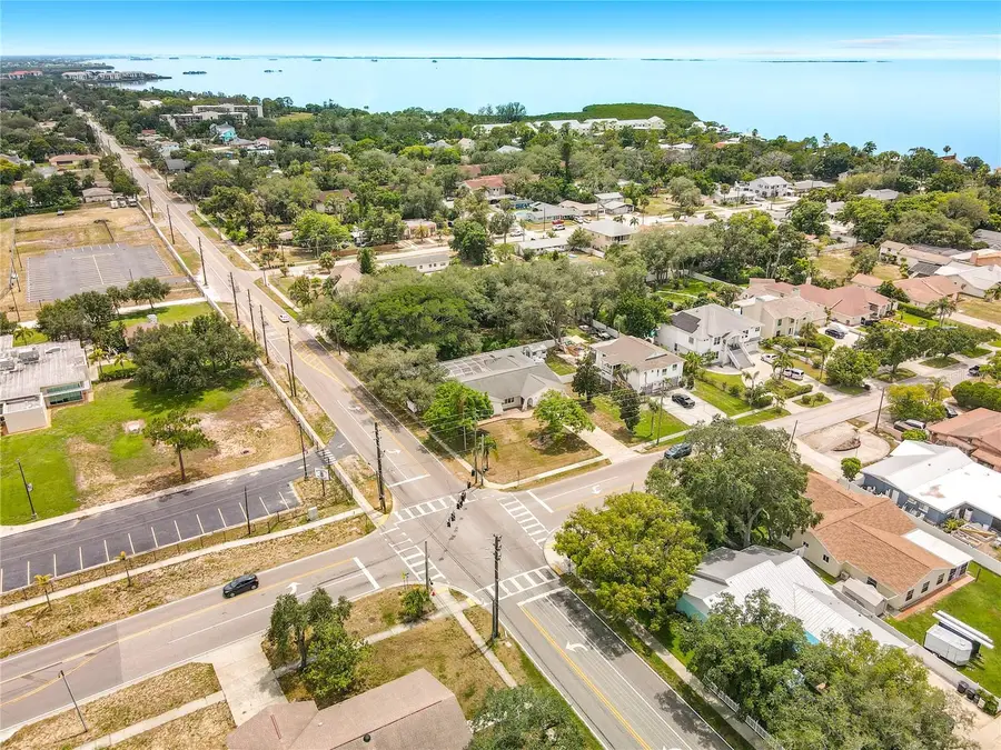 1601 Gulf Road, Tarpon Springs, FL 34689 - #3