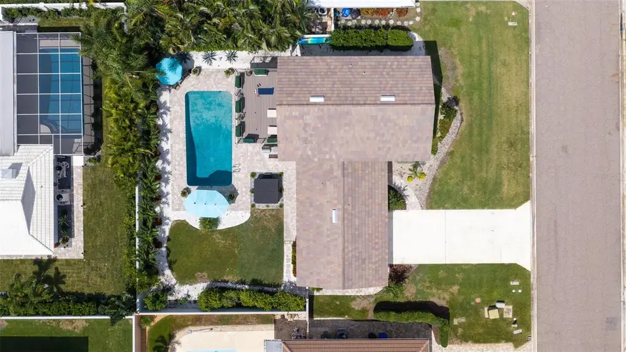 5875 Leeland Street S, Saint Petersburg, FL 33715 - #2
