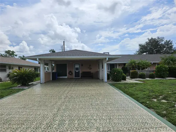 1505 N Pebble Beach Boulevard, SUN CITY CENTER, FL 33573