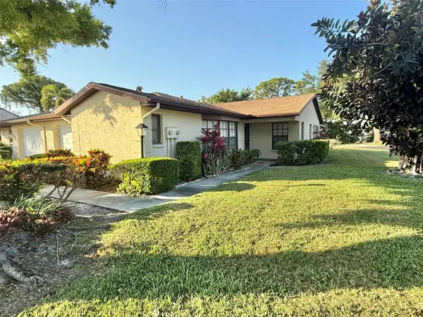 3112 Vivienda Boulevard, BRADENTON, FL 34207