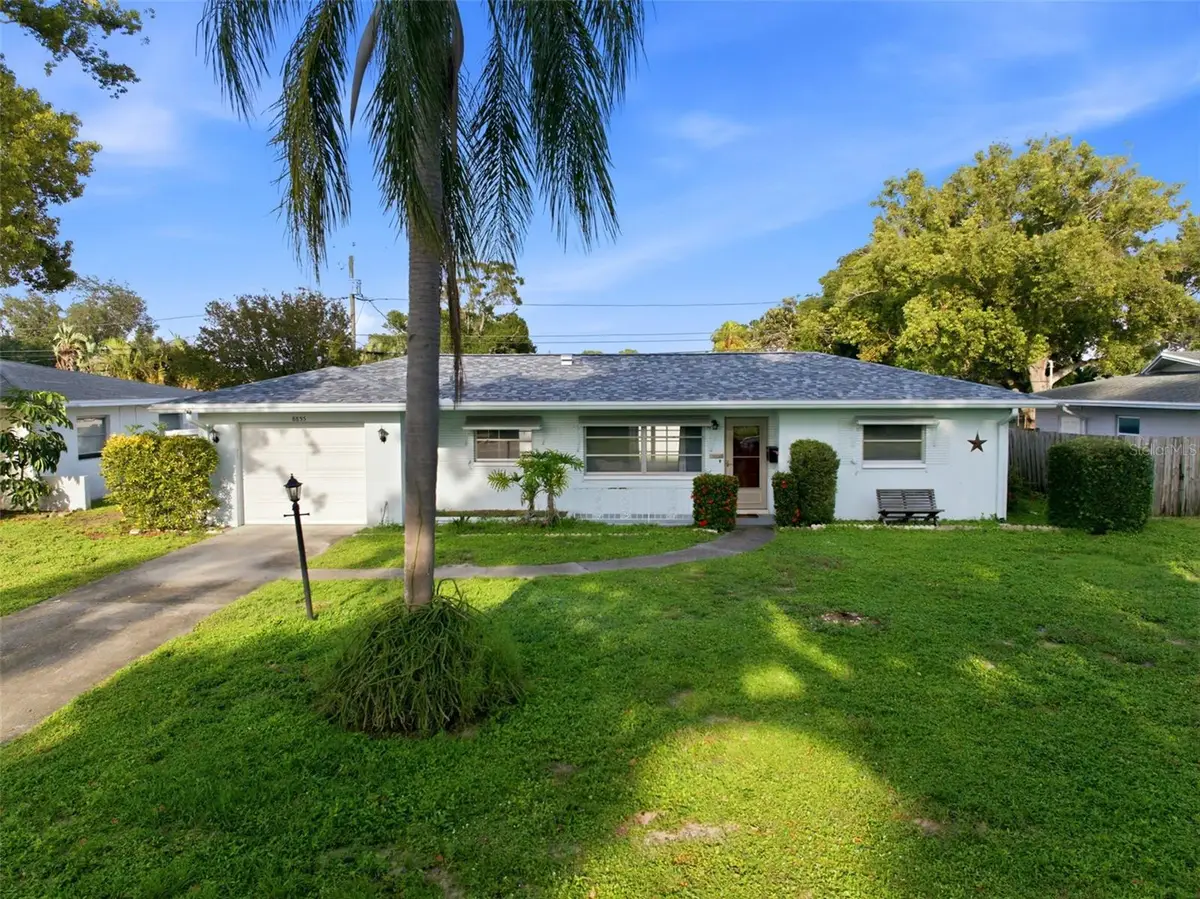 8835 109th Street, Seminole, FL 33772 - #1