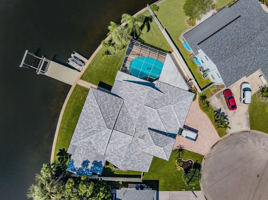 4280 13th Lane Ne, Saint Petersburg, FL 33703 - #3