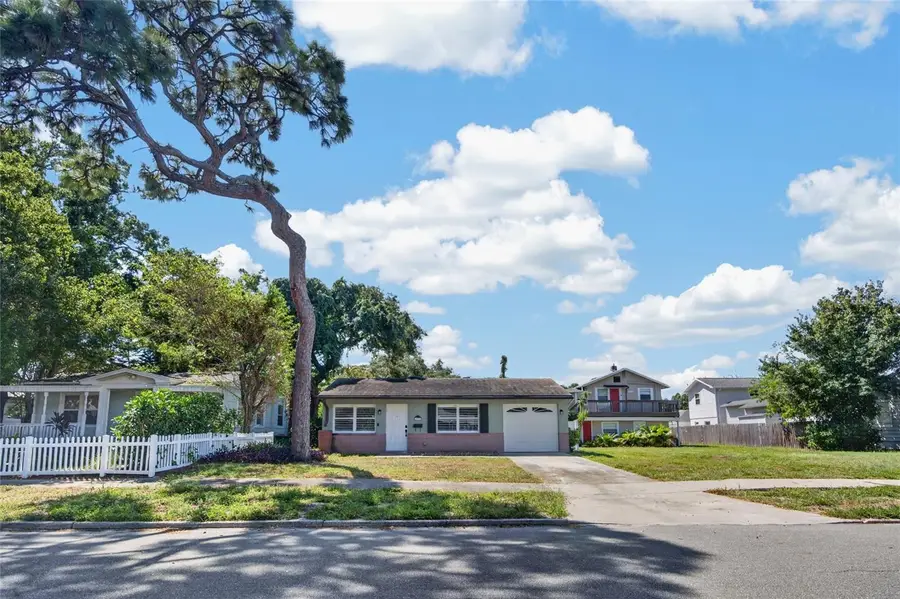 2138 7th Avenue N, Saint Petersburg, FL 33713 - #2