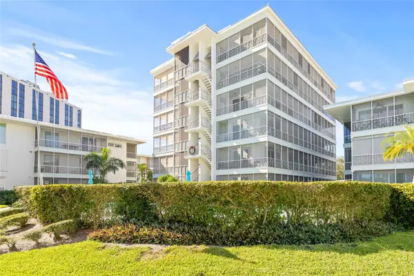 1012 N Shore Drive Ne #14, ST PETERSBURG, FL 33701