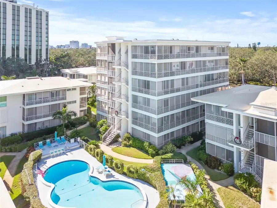 1012 N Shore Drive Ne #14, Saint Petersburg, FL 33701 - #2
