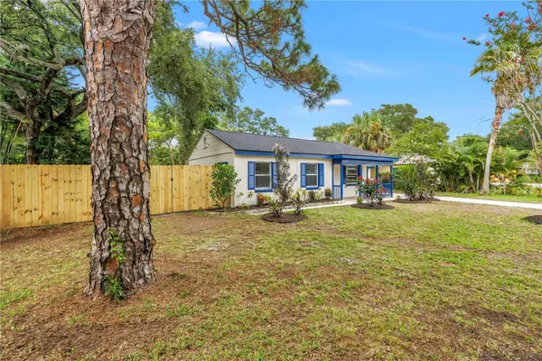 8171 37th Avenue N, ST PETERSBURG, FL 33710