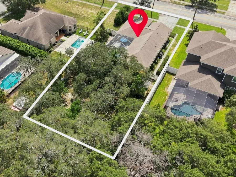 608 N Florida Avenue, Tarpon Springs, FL 34689 - #3
