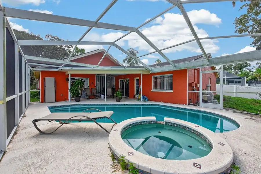 4609 Oak River Circle, Valrico, FL 33596 - #2