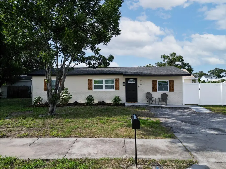 4201 55th Avenue N, Saint Petersburg, FL 33714 - #2