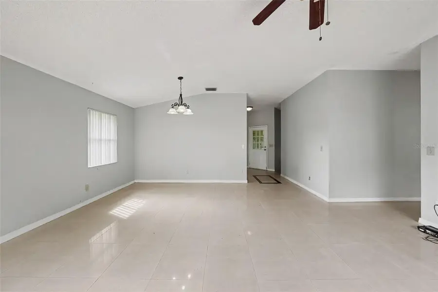 888 Franklin Circle, Palm Harbor, FL 34683 - #2