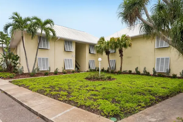 7300 Sunshine Skyway Lane #206, ST PETERSBURG, FL 33711