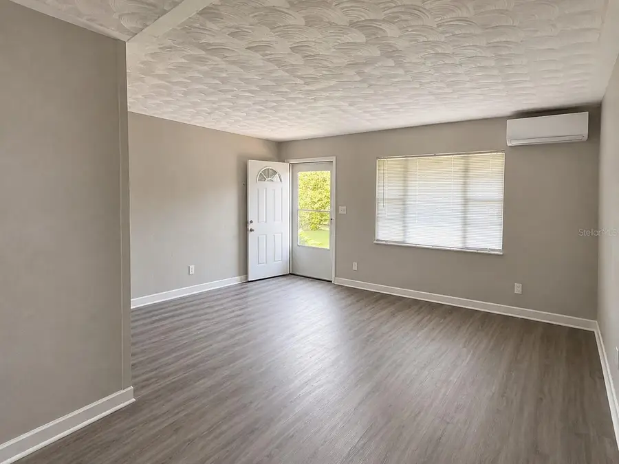 1044 58th Avenue N, Saint Petersburg, FL 33703 - #2