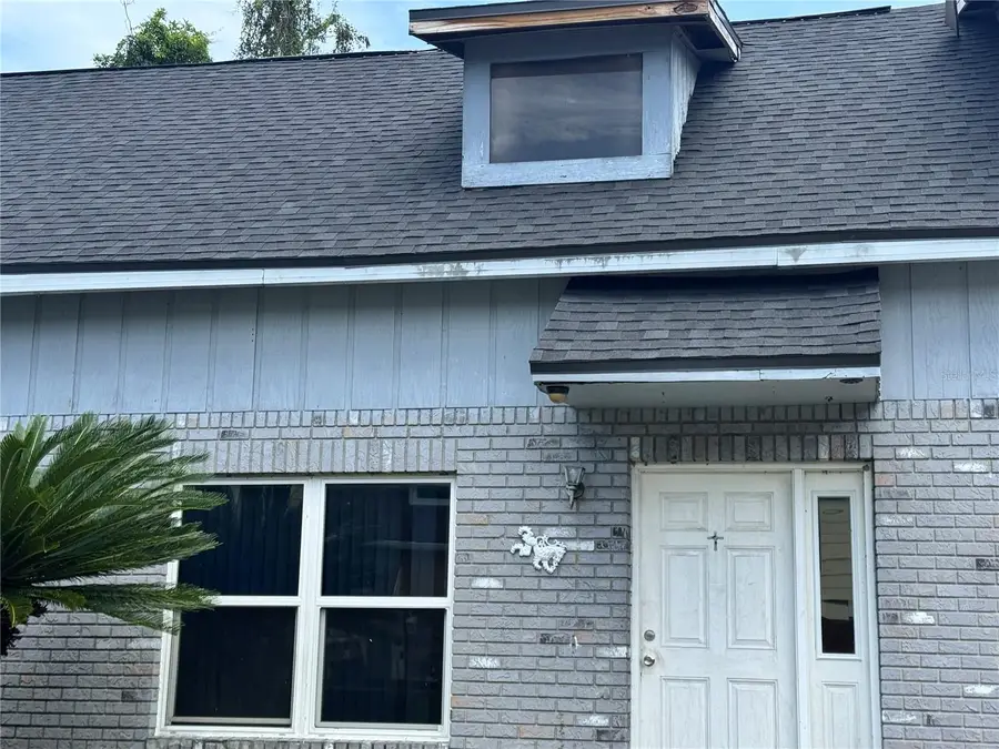 717 Gasparino Court, Seffner, FL 33584 - #2