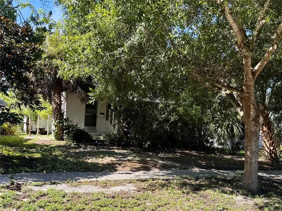 766 51st Avenue N, Saint Petersburg, FL 33703 - #3