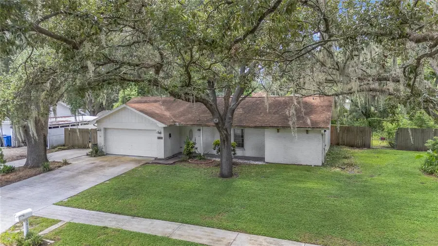 3412 Little Oak Street, Valrico, FL 33596 - #3