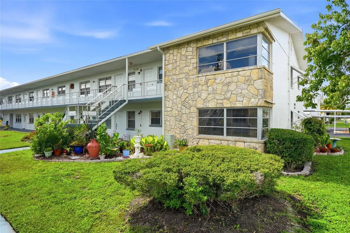 5895 18th Street N #1, Saint Petersburg, FL 33714 - #1