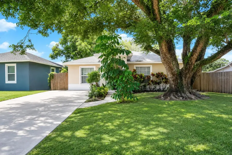 1120 11th Avenue S, Saint Petersburg, FL 33705 - #2