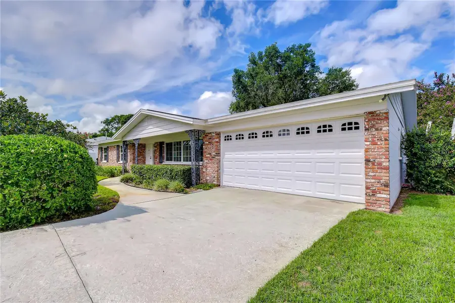 2205 Malibu Drive, Brandon, FL 33511 - #2