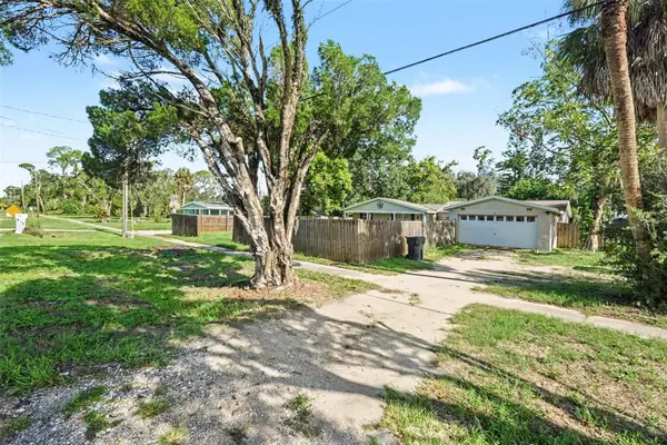 805 W College Avenue, RUSKIN, FL 33570
