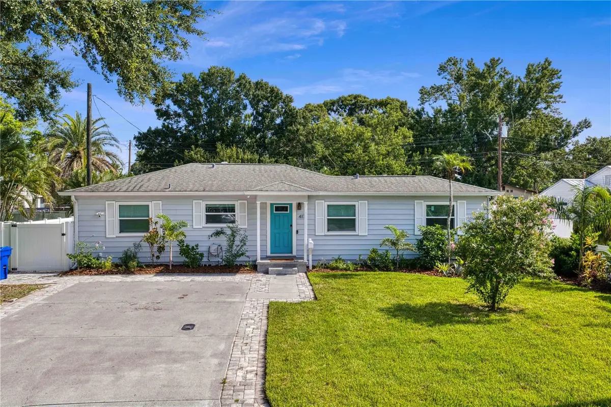 417 Hampton Avenue Ne, Saint Petersburg, FL 33703 - #1