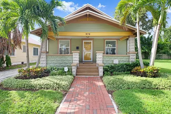 976 8th Avenue S, ST PETERSBURG, FL 33705