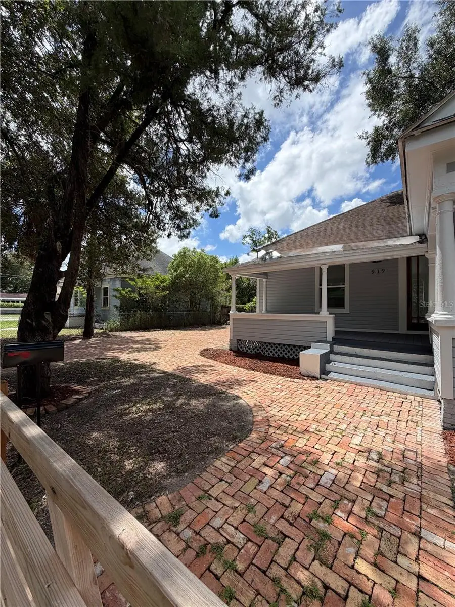 919 E 26th Avenue, Tampa, FL 33605 - #3