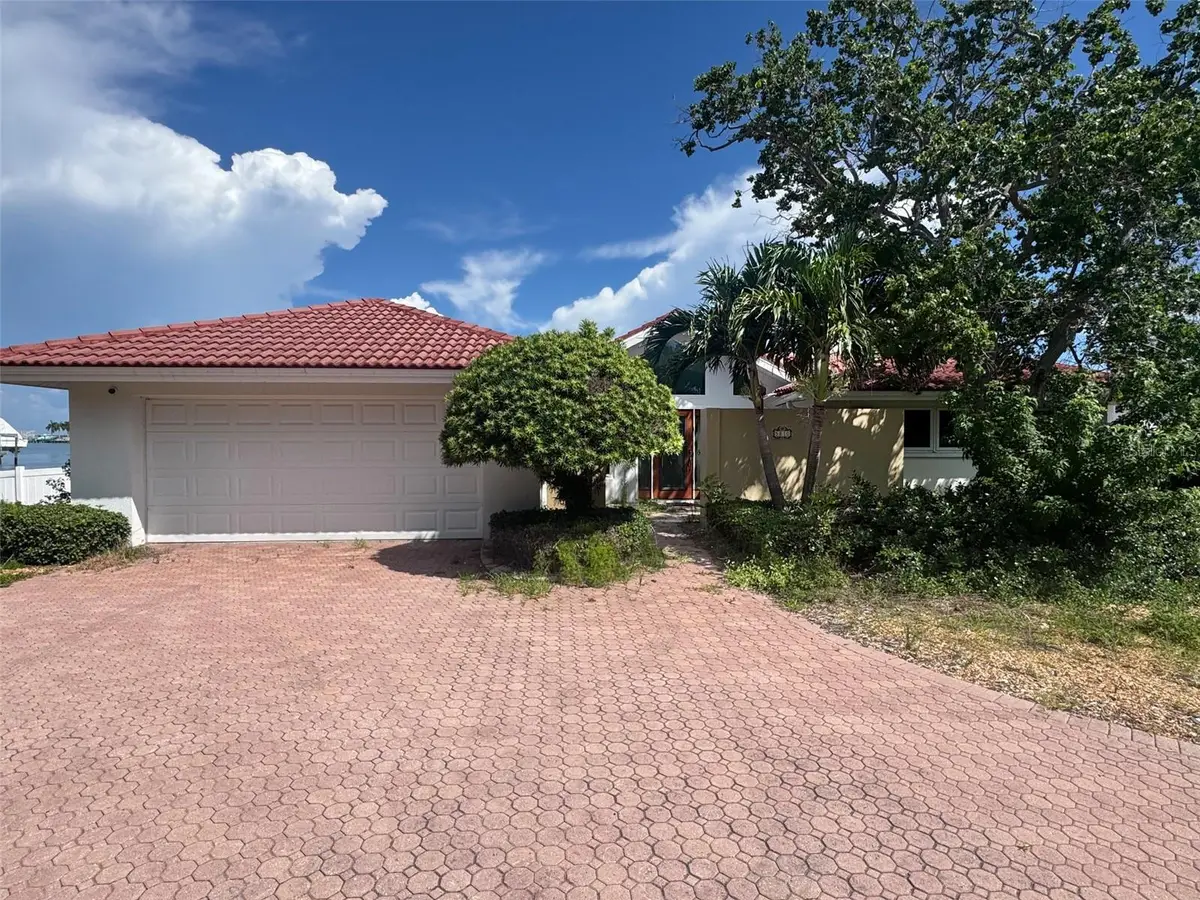 5810 Bahama Way S, Saint Pete Beach, FL 33706 - #1