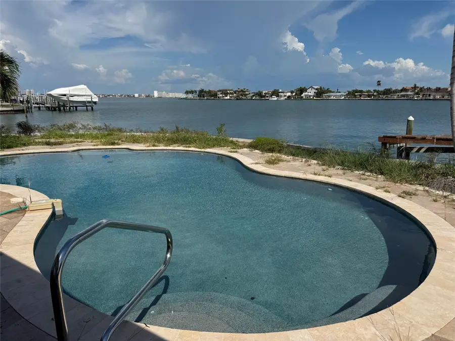 5810 Bahama Way S, Saint Pete Beach, FL 33706 - #3