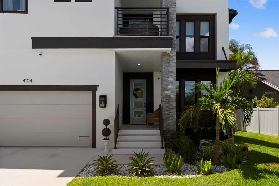 4104 W Cleveland Street, Tampa, FL 33609 - #2