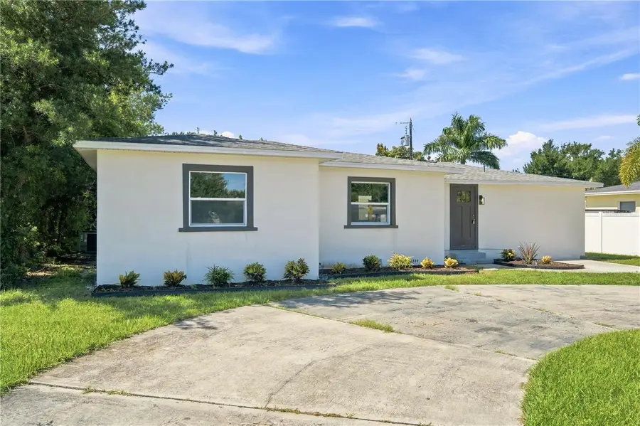 3766 30th Avenue N, Saint Petersburg, FL 33713 - #2