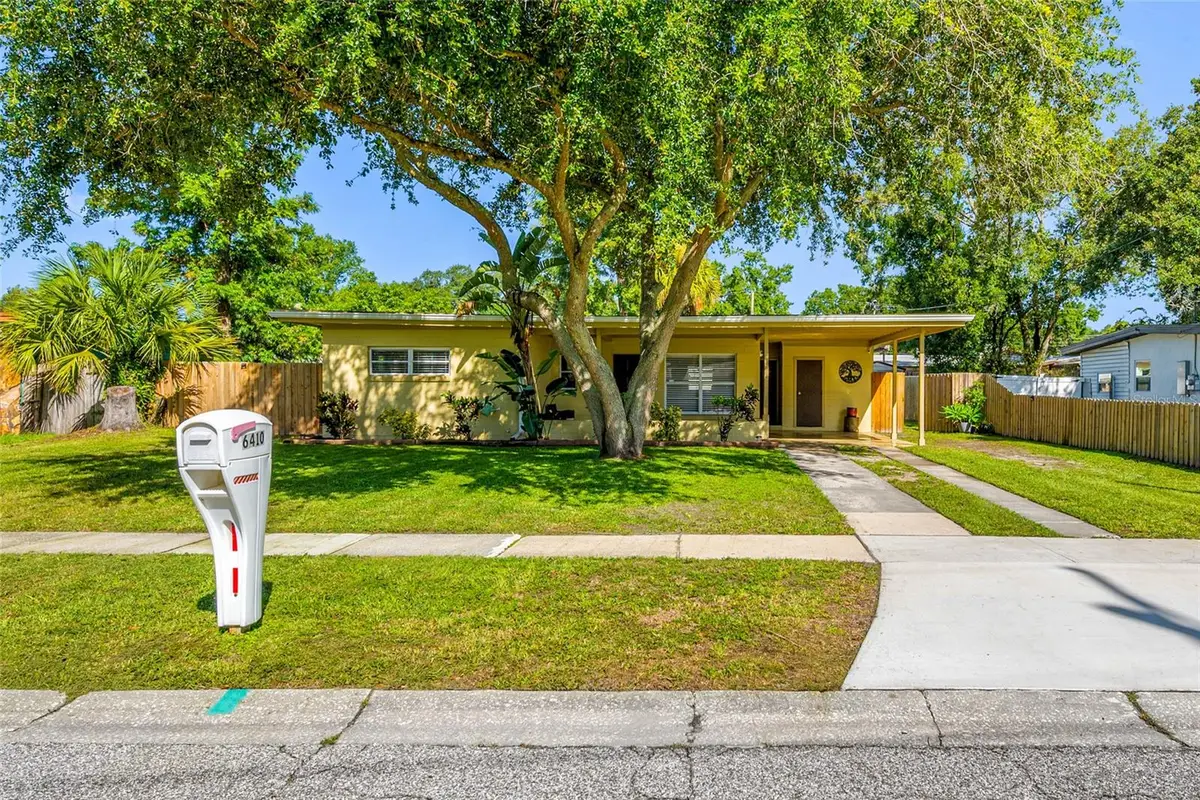 6410 Walton Way, Tampa, FL 33610 - #1