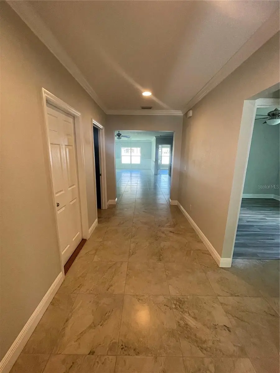 232 Clayton Street, Brandon, FL 33511 - #3