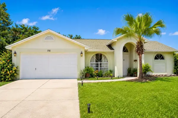 1742 Staysail Drive, VALRICO, FL 33594