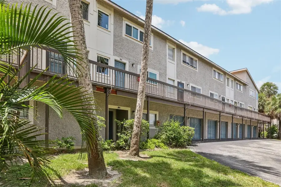 6325 Newtown Circle #25B2, Tampa, FL 33615 - #3