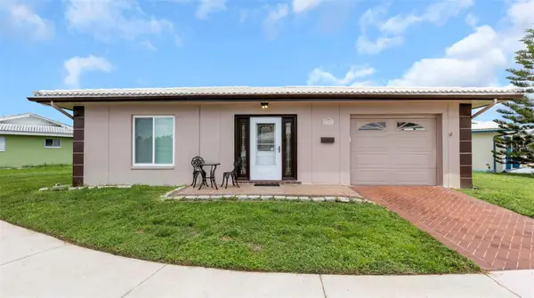 5355 Ferndale Place N, PINELLAS PARK, FL 33782