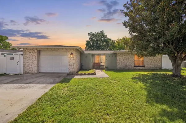 9040 Crabtree Lane, PORT RICHEY, FL 34668