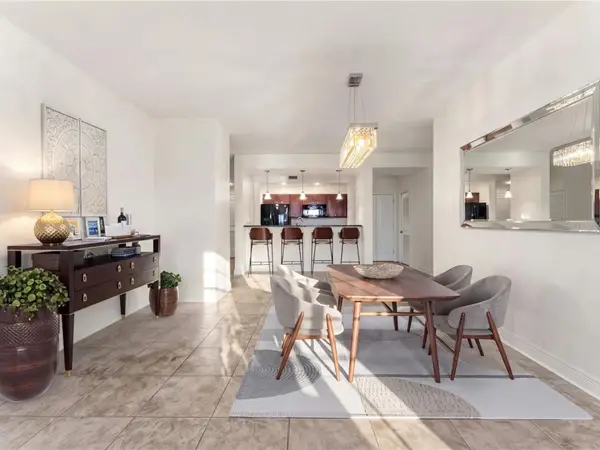628 Cleveland Street #1211, CLEARWATER, FL 33755